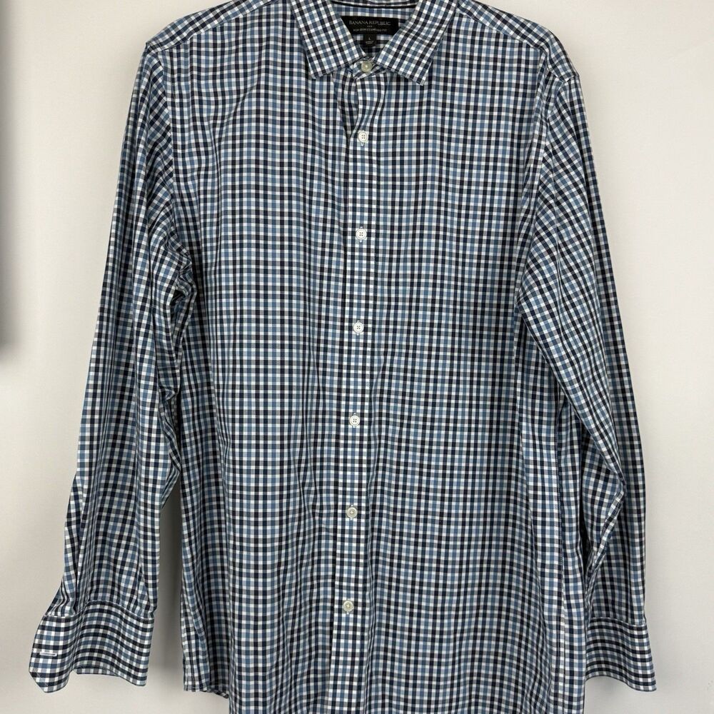 Banana Republic Classic Fit Non Iron Men's Long Sleeve size Lg 16-16 1/2
